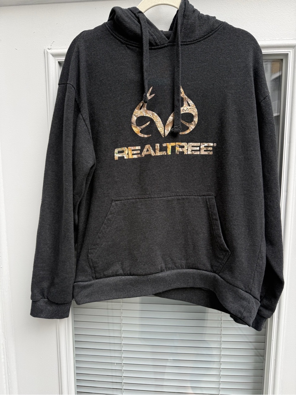 Realtree Camo Hunting Hoodie Men’s Medium Charcoal Gray Logo